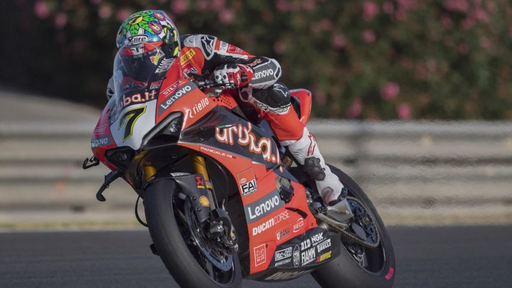 Catalunya WSBK: Chaz Davies takes first 2020 victory as Gerloff takes maiden podium