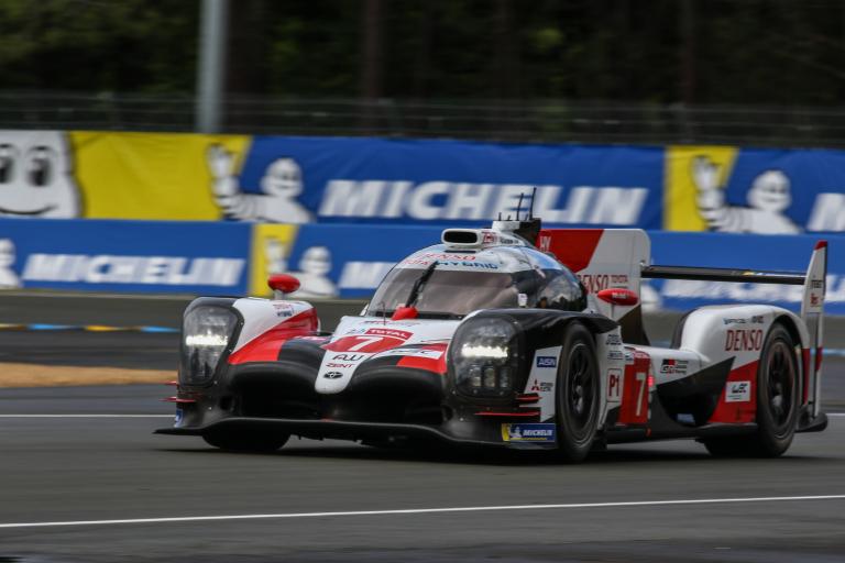 toyota and aston martin the fastest in le mans fp1