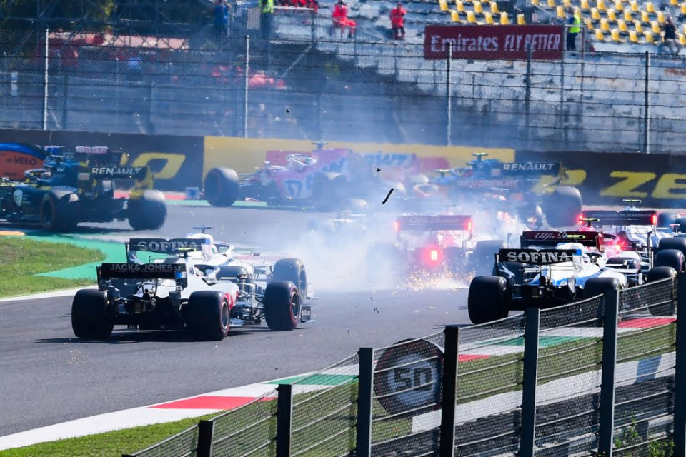 Race stewards issue warning to 12 drivers after race restart crashes