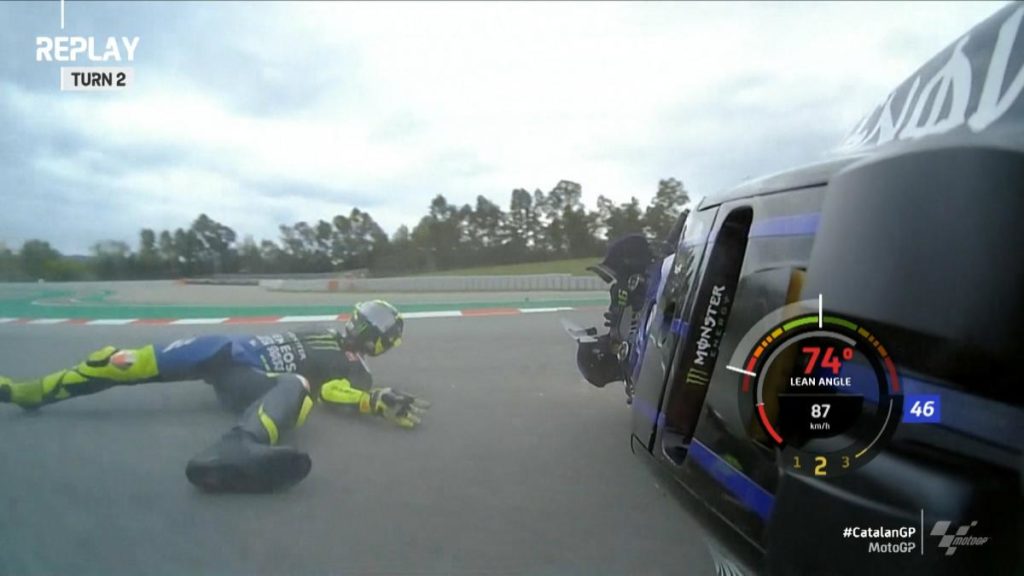 Valentino Rossi's MotoGP title chances closed after a crash in the Catalan GP