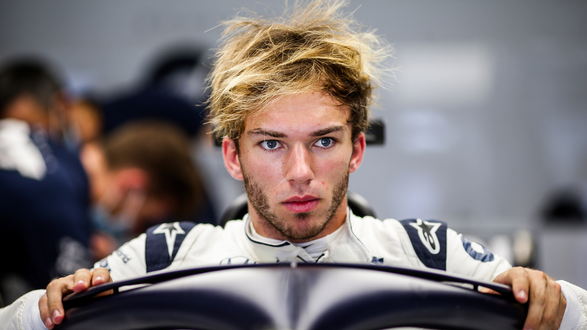 is pierre gasly talking to renault?