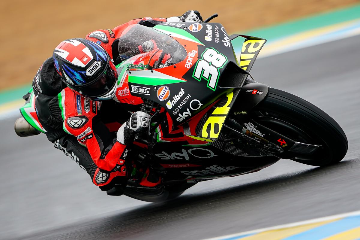 Smith tops Le Mans MotoGP FP1