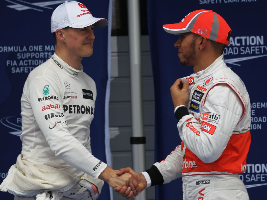 Barrichello: Hamilton better than Schumacher