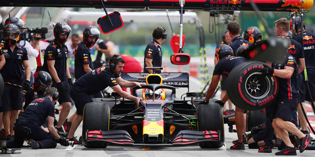 Red Bull to take the DHL fastest pitstop award