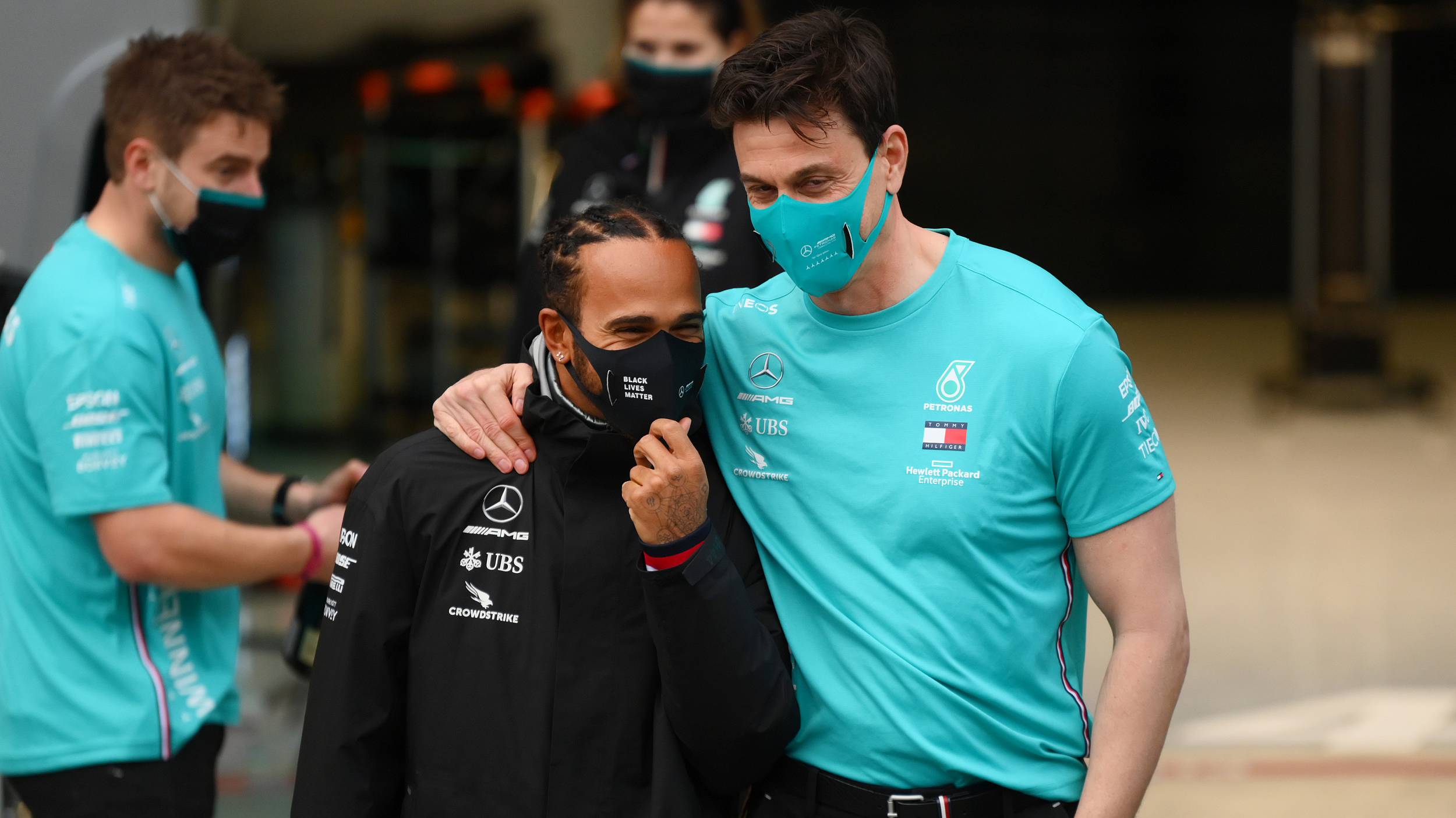 Wolff denies arguing with Hamilton over salary demands for 2021 contract