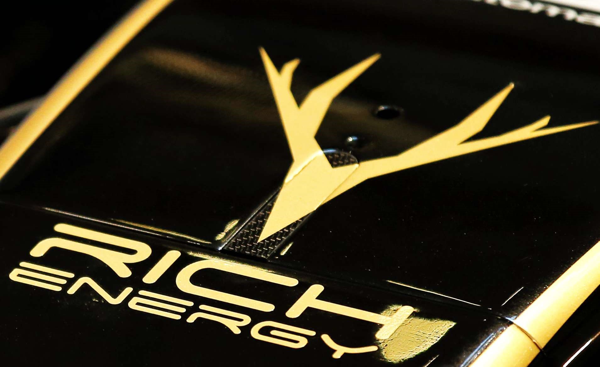 magnussen: i expected to challenge for the f1 title after debut podium