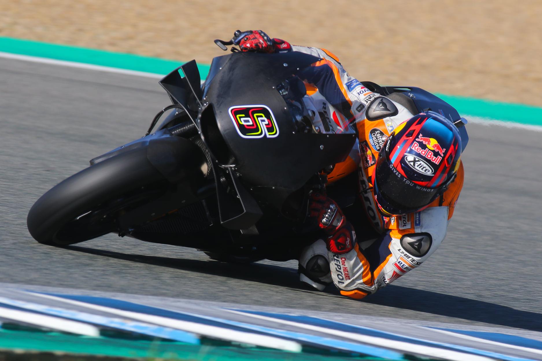 Stefan Bradl completes first MotoGP laps with Honda at Jerez