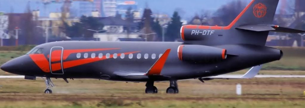 verstappen will fly in his private jet to all the 2021 f1 races
