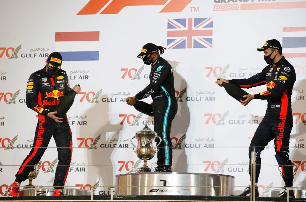 saturday sprint races may be awarded with points – f1