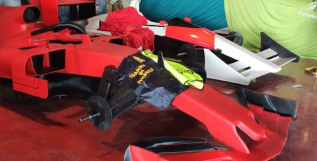 fake mclaren and ferrari f1 cars seized in italy