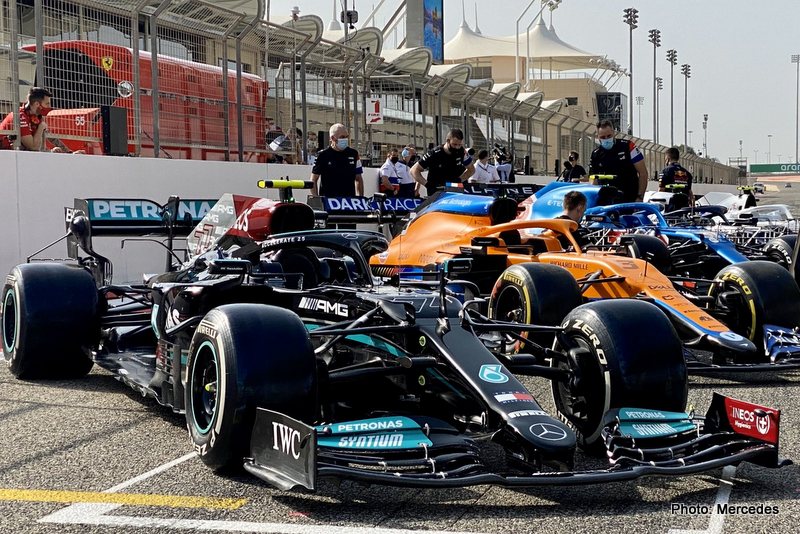 mercedes experience gearbox issue barely an hour in testing