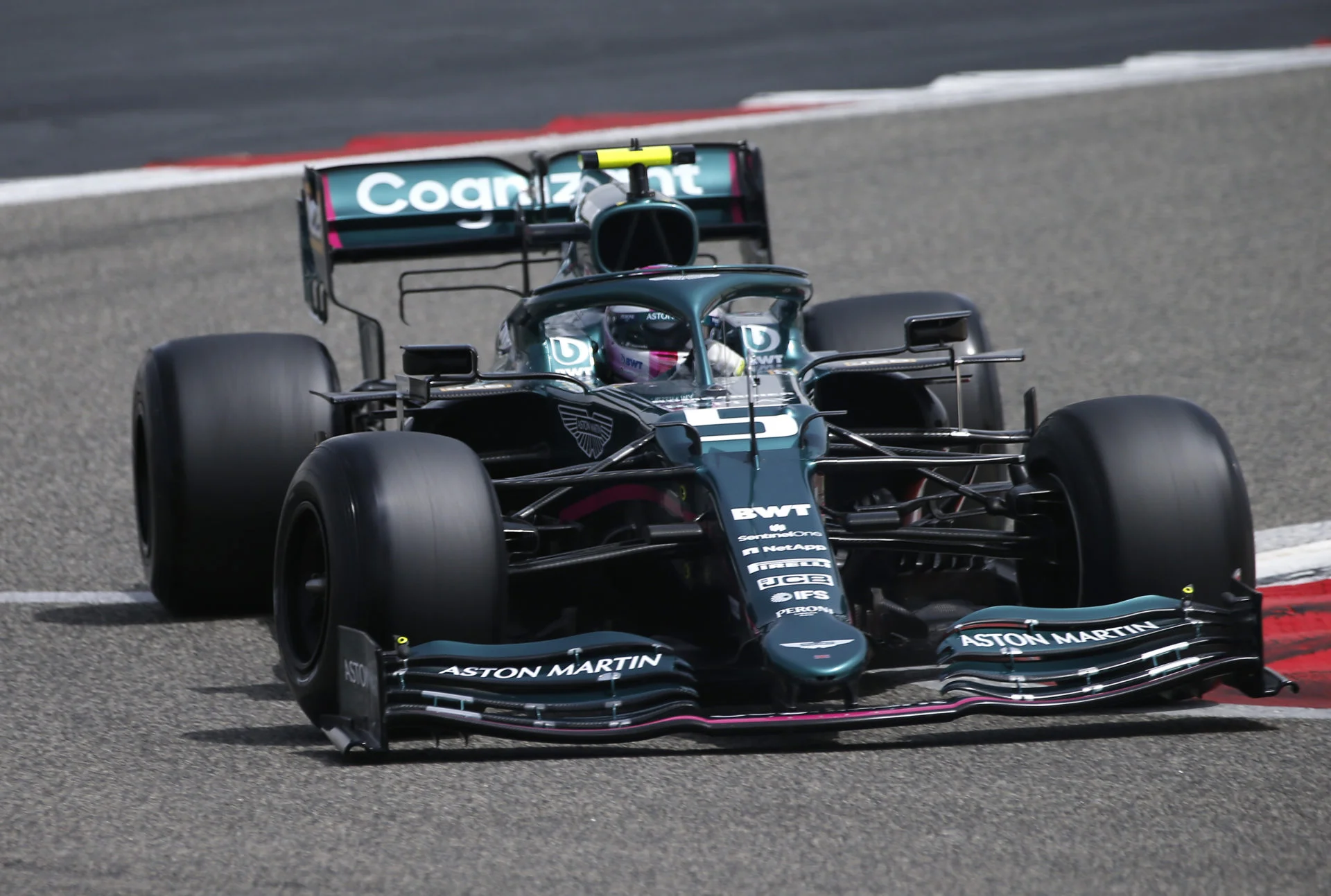 Mercedes worried about Bottas and Vettels gearbox issues 1