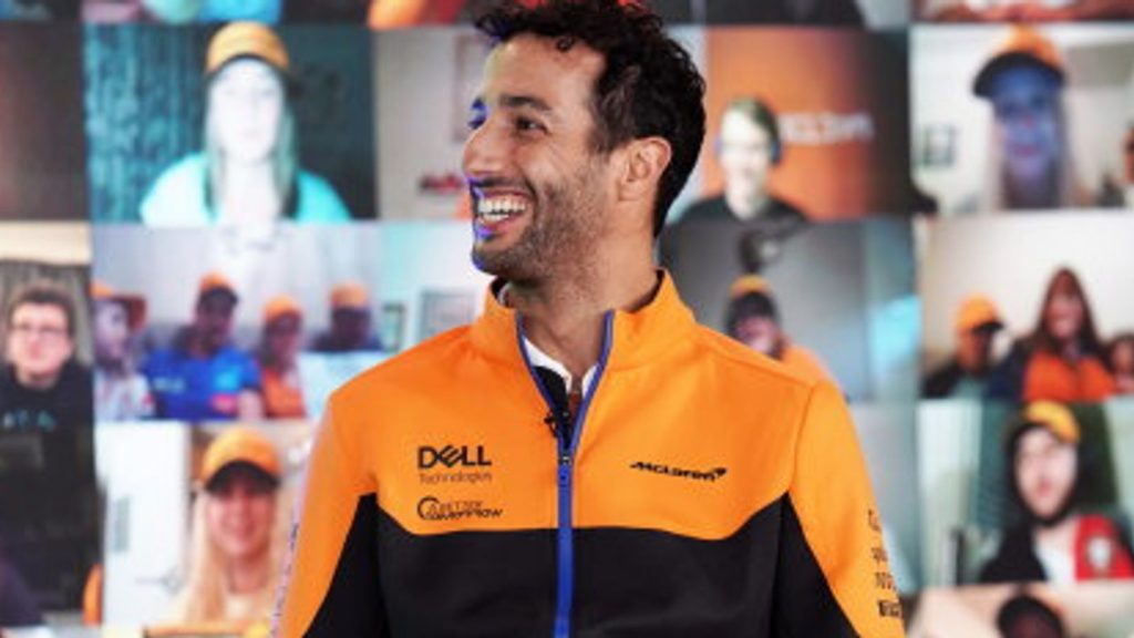 ricciardo throws a light-hearted jab at bottas in drive to survive after he was exposed in a sauna