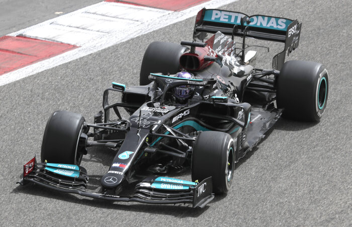 Mercedes finds the problem that has been costing them speed