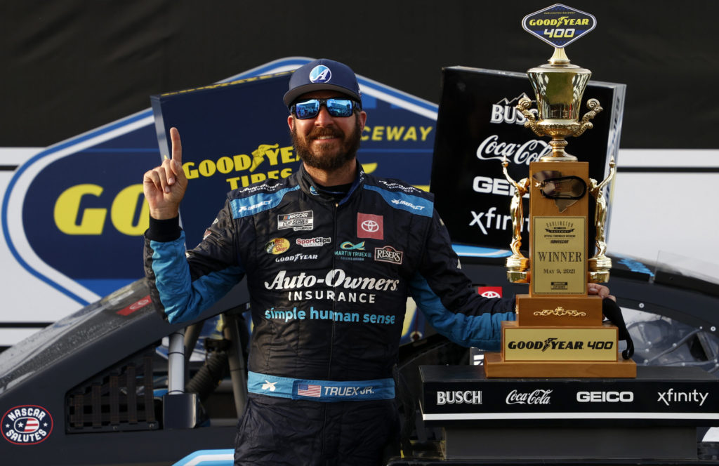 martin truex jr. wins goodyear 400 race at darlington speedway