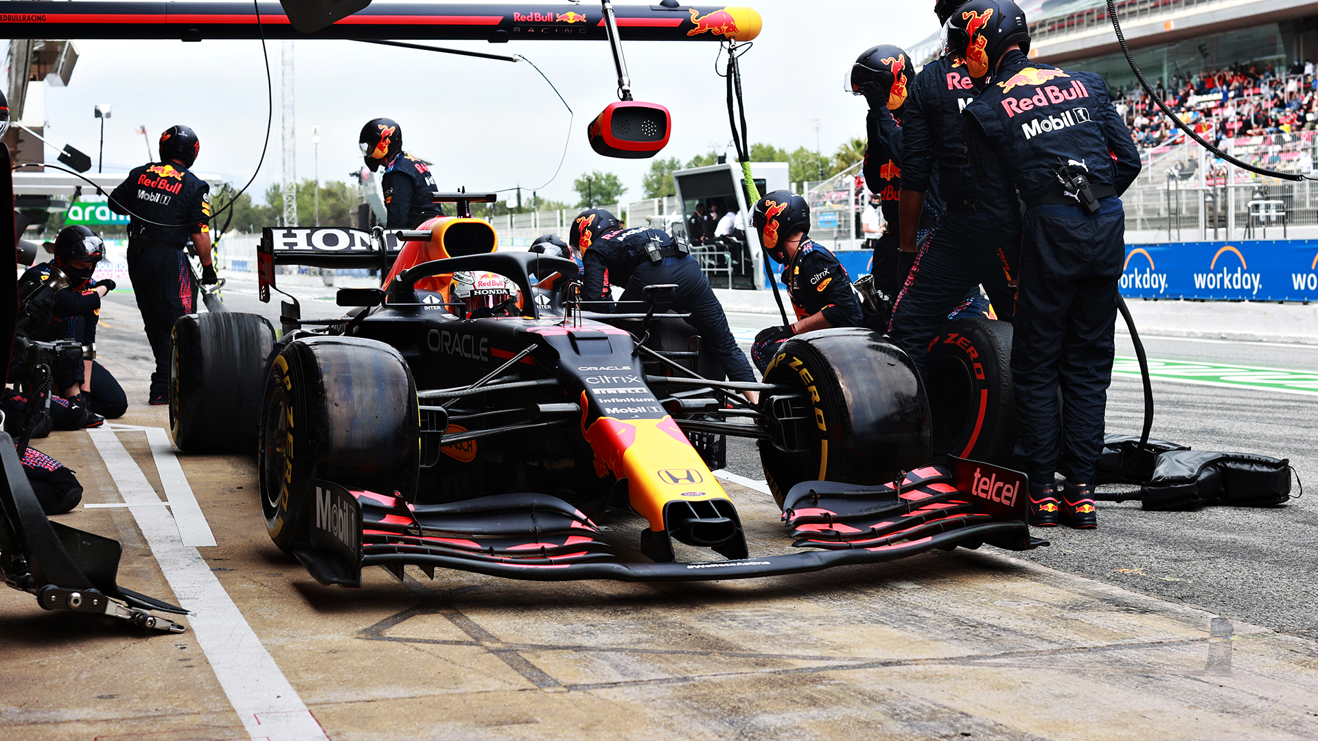 binotto not happy with sky commentator’s comments that ferrari has unworthy car