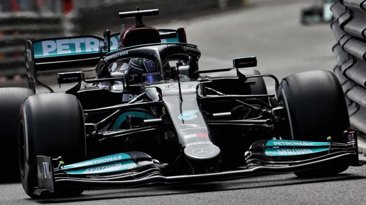 red bull holding talks with ferrari over engine deal