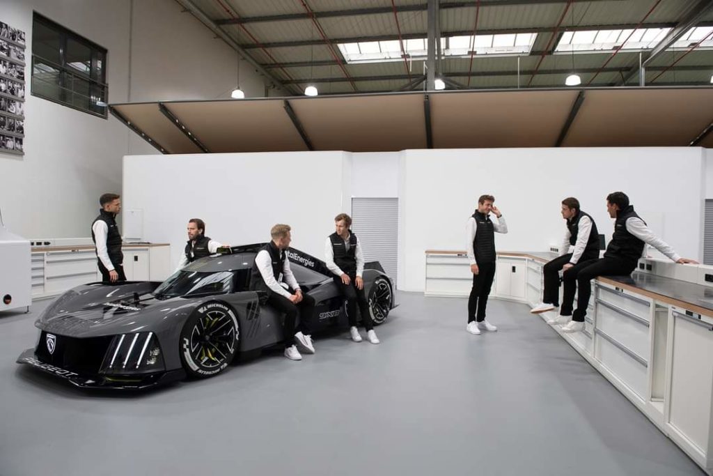 Peugeot reveals the 9X8 Le Mans Hypercar for 2022 WEC (pictures)