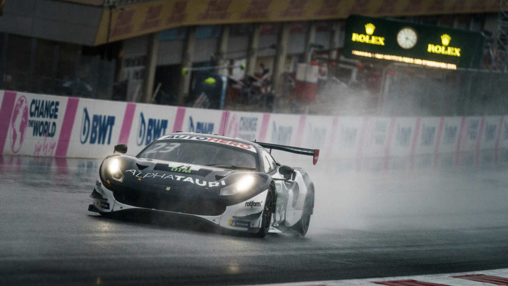 video: albon runs his dtm car around red bull ring