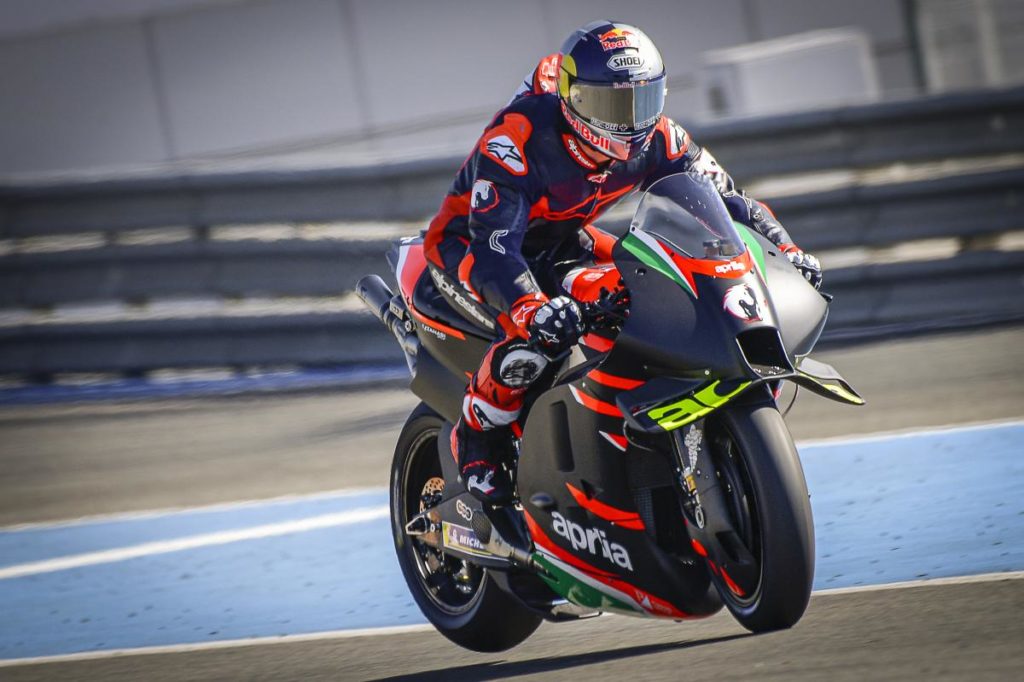 espargaro claims dovizioso is ‘not competitive’ in tests with aprilia