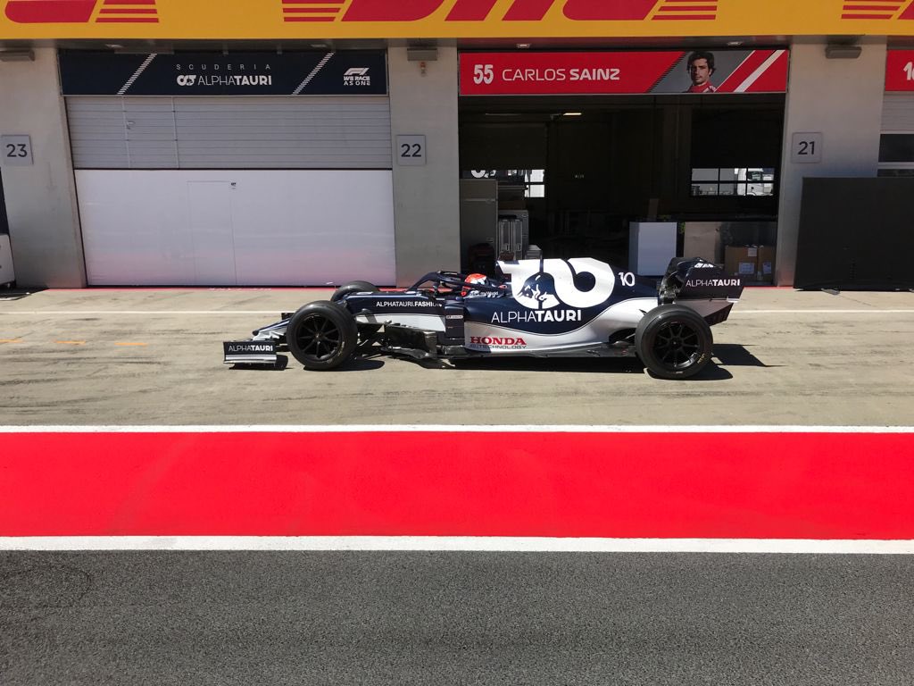 horner gives honest opinion on perez, says he has what previous red bull drivers didn’t