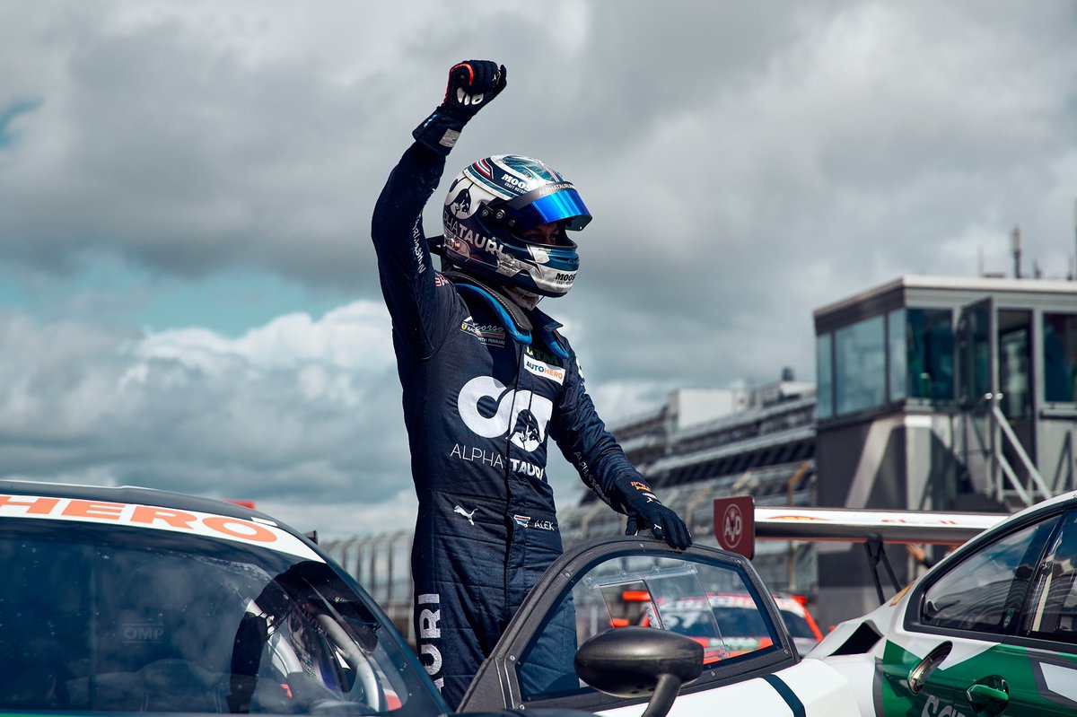 Albon takes his first pole and win in DTM