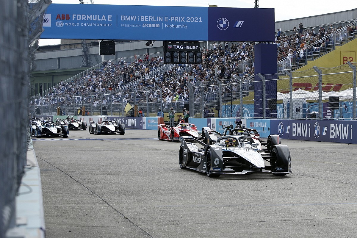 Nyck de Vries takes 2021 Formula E championship in a dramatic Berlin race as Nato takes maiden win