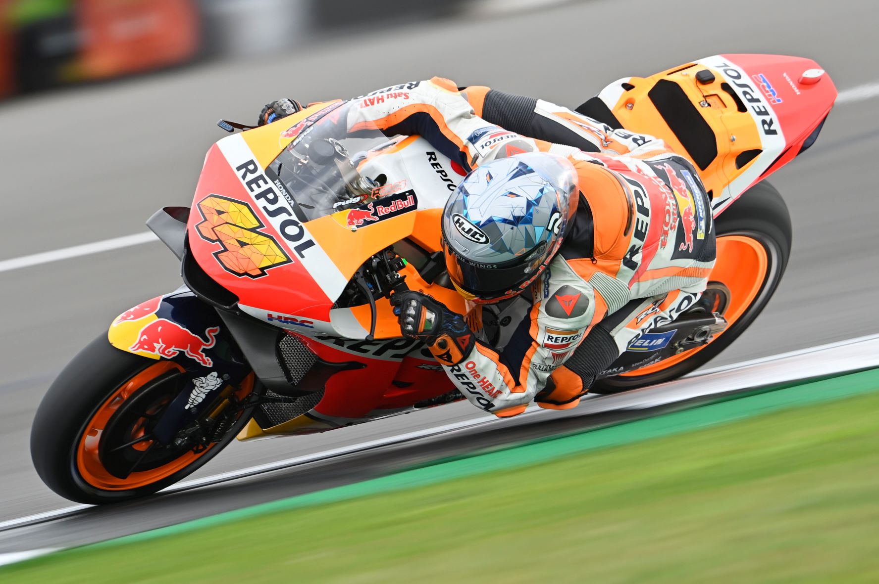 Pol Espargaro takes pole position for the British MotoGP