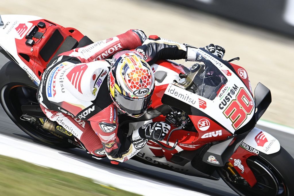 takaaki nakagami tops styrian motogp fp1 as mir and oliveira crash