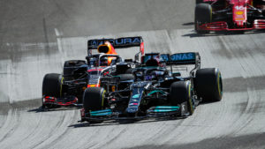 Verstappen could have lost Austin race to Hamilton as his tyres hit the cliff on the final lap