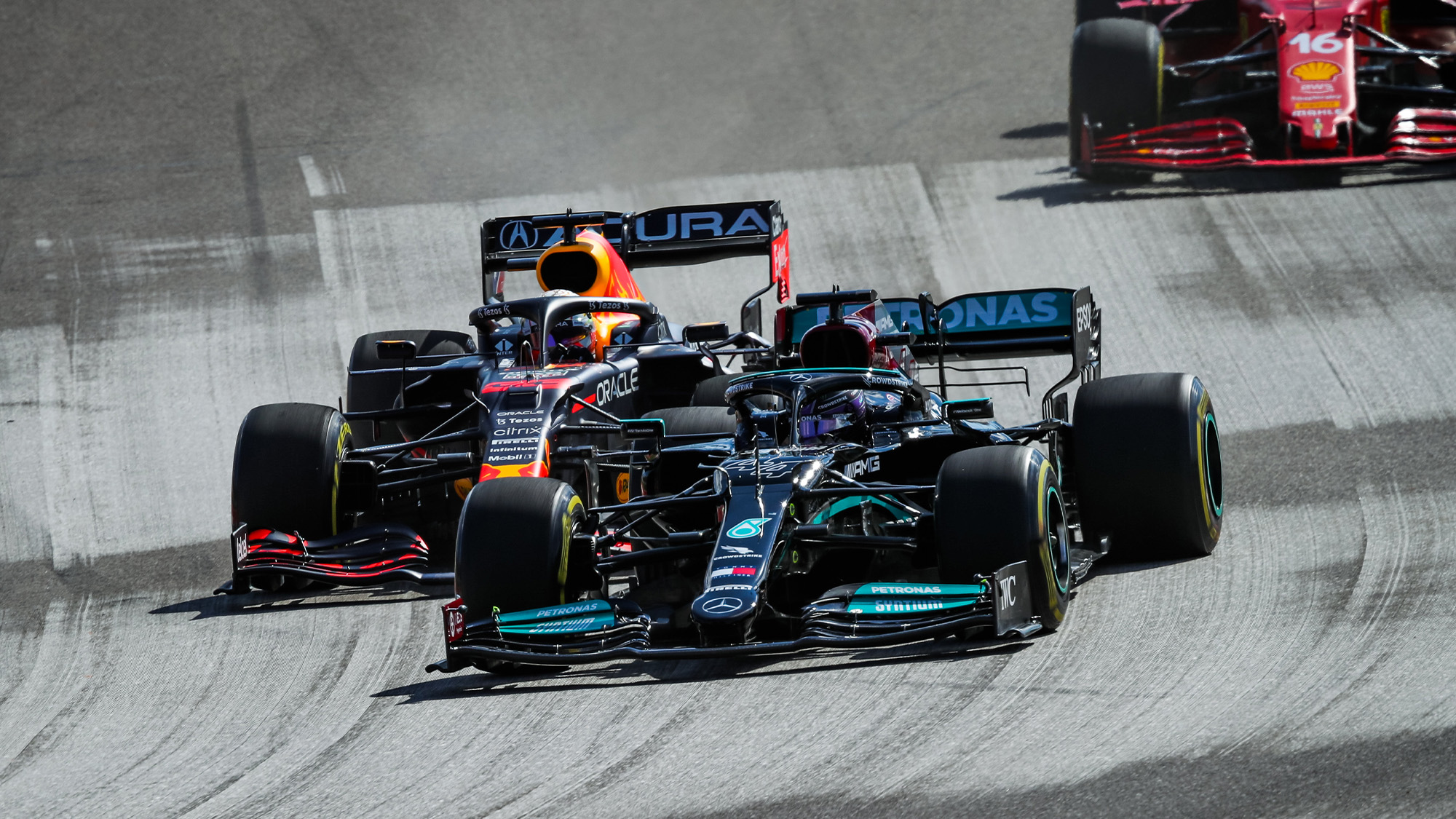Verstappen could have lost Austin race to Hamilton as his tyres hit the cliff on the final lap