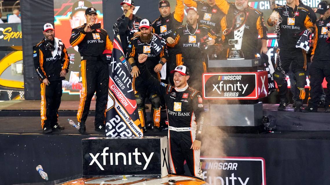 Daniel Hemric wins Phoenix race securing the 2021 Xfinity Series championship title