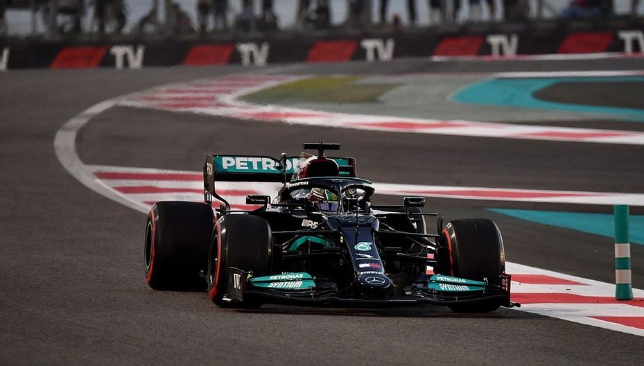 Abu Dhabi GP: Mercedes dominance continues as Hamilton tops FP3 - Results