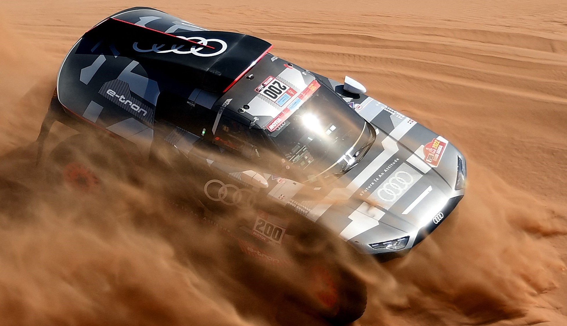 2022 Dakar: Stephane Peterhansel leads Audi 1-2 finish in Stage 10