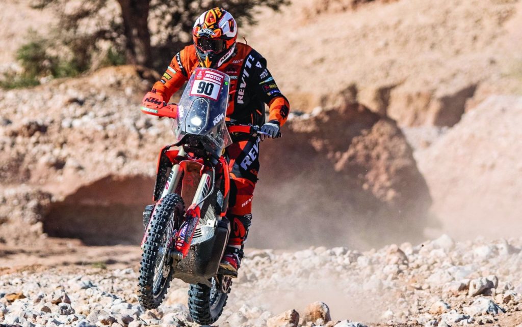 former motogp rider danilo petrucci wins dakar stage 5