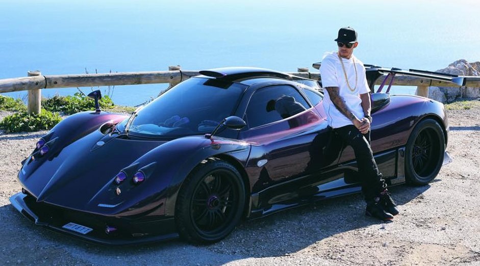 Lewis Hamilton sold his Pagani Zonda for €10m