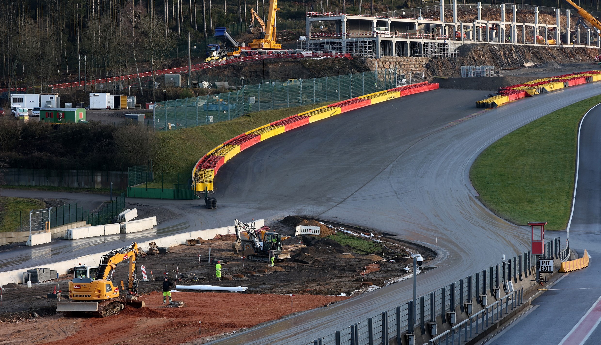 2021 season revealed how f1 community can be ‘toxic’ and ‘scary’
