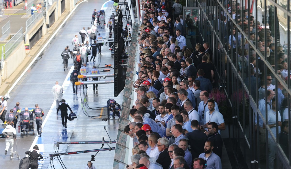 F1 confirms COVID-19 vaccination mandatory for the paddock