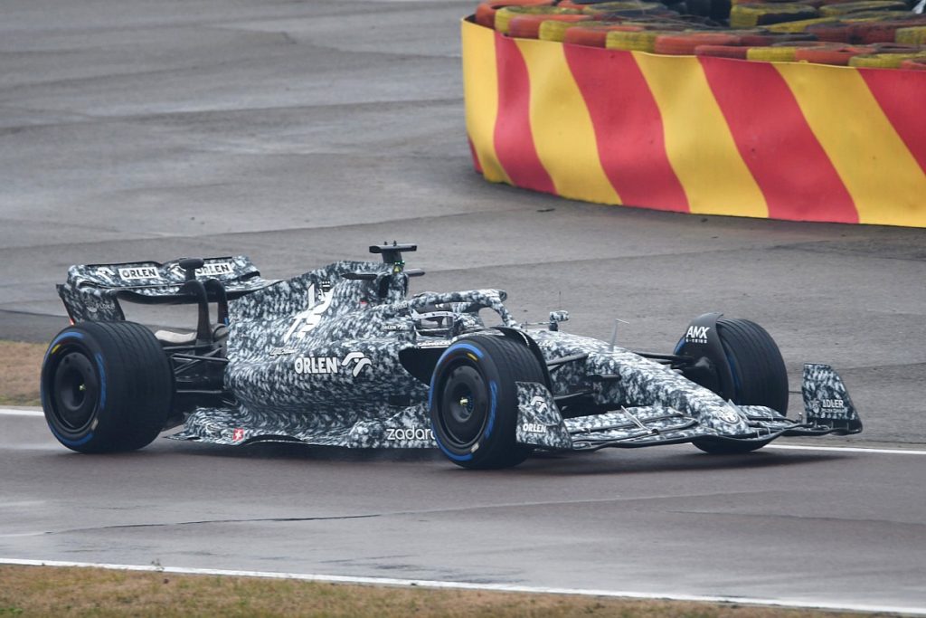images of alfa romeo’s 2022 f1 car leak before official launch