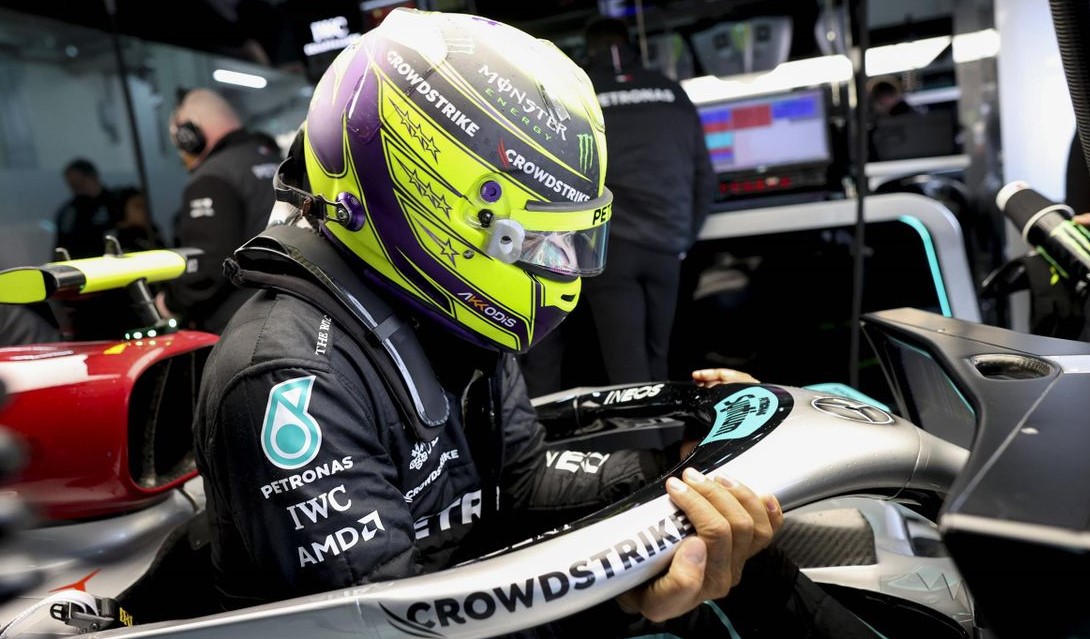 Lewis Hamilton apologizes to Mercedes after a bad weekend in Imola