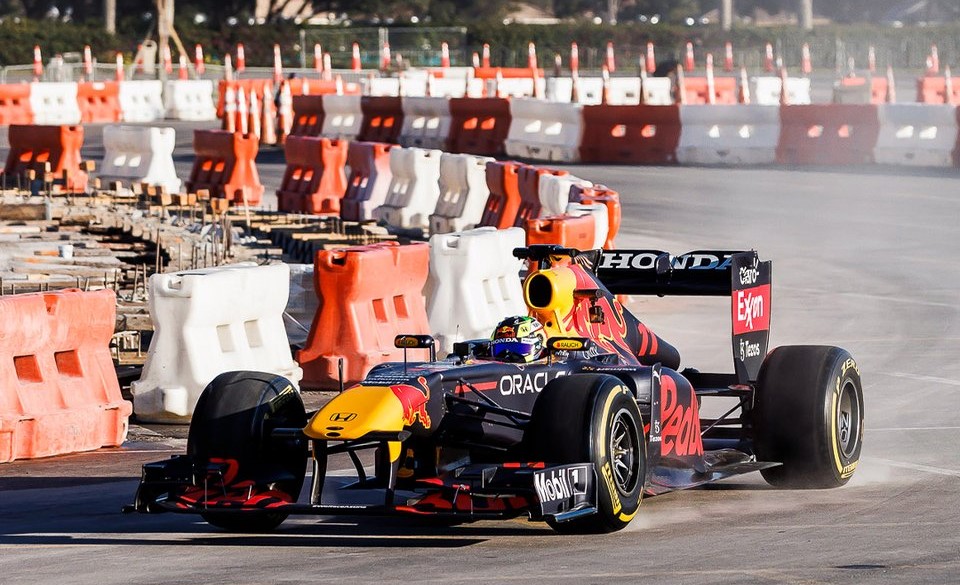 Sergio Perez rallies Red Bull car around unfinished Miami circuit