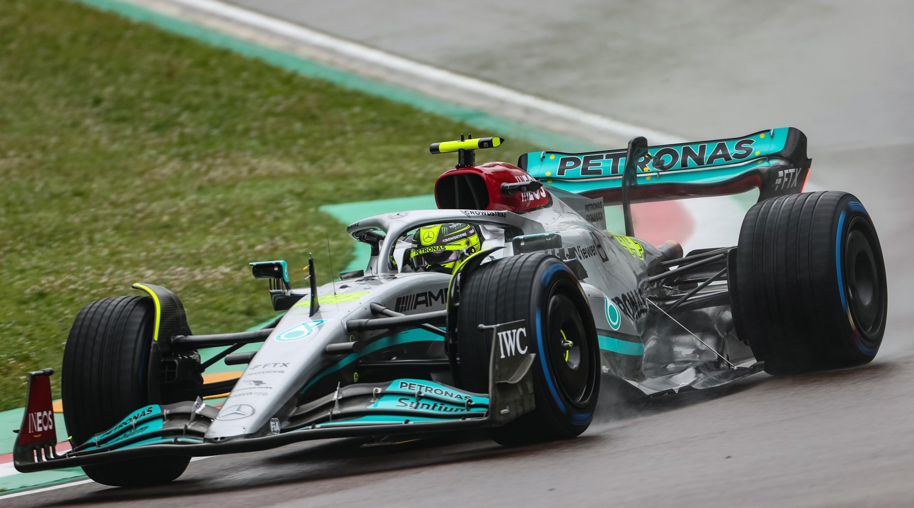 Toto Wolff promises to protect Hamilton after Imola struggle