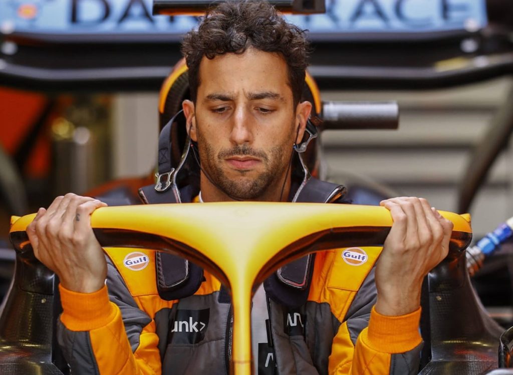 daniel ricciardo to leave mclaren at the end of 2022