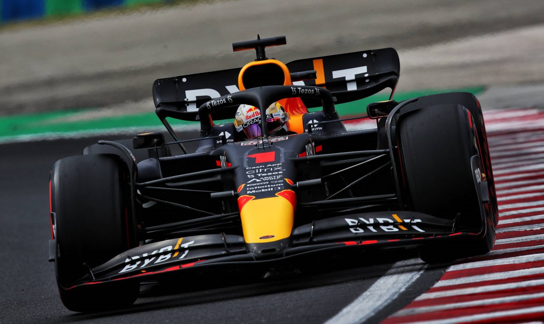 daniel ricciardo looking at a potential return to alpine