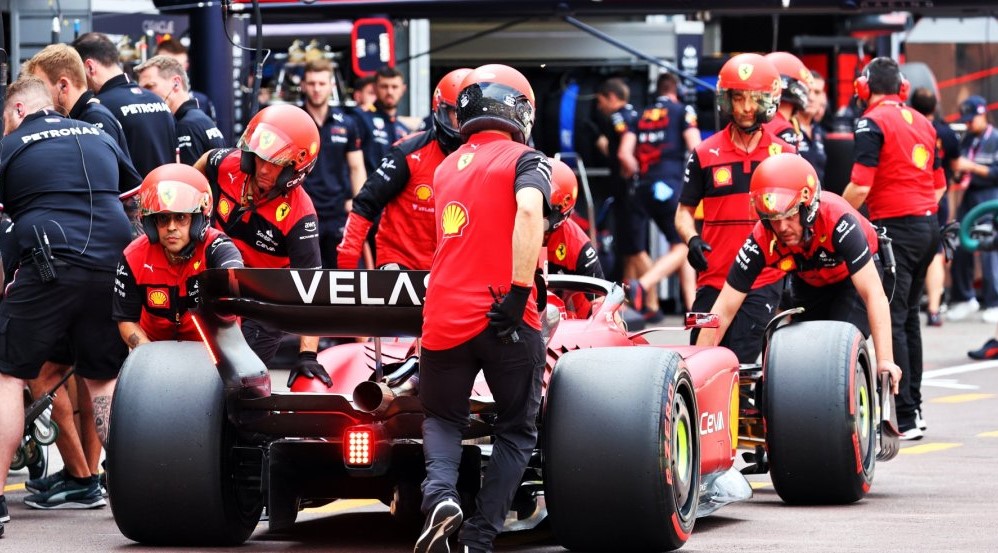 Verstappen's visor tear-off caused Leclerc's problem at Spa