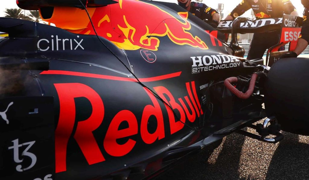 porsche officially confirms f1 deal with red bull is off