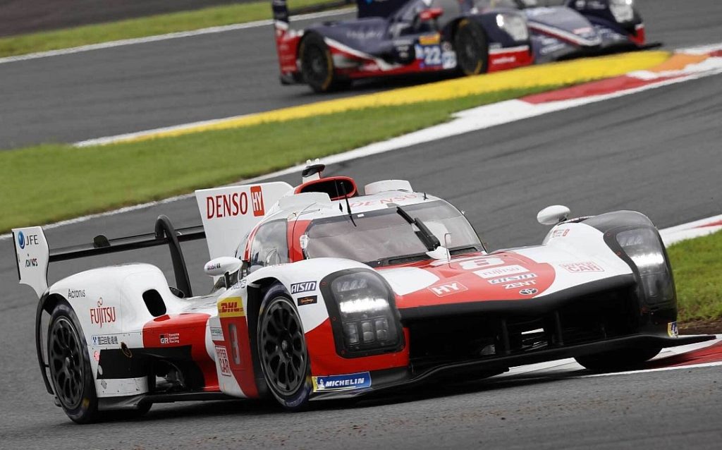toyota dominates in the second practice of 6 hours of fuji
