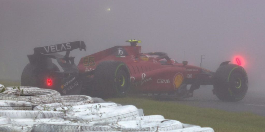 dangerous Spoon Curve at Suzuka,Carlos Sainz crash,Japanese Grand Prix,Jacques Villeneuve