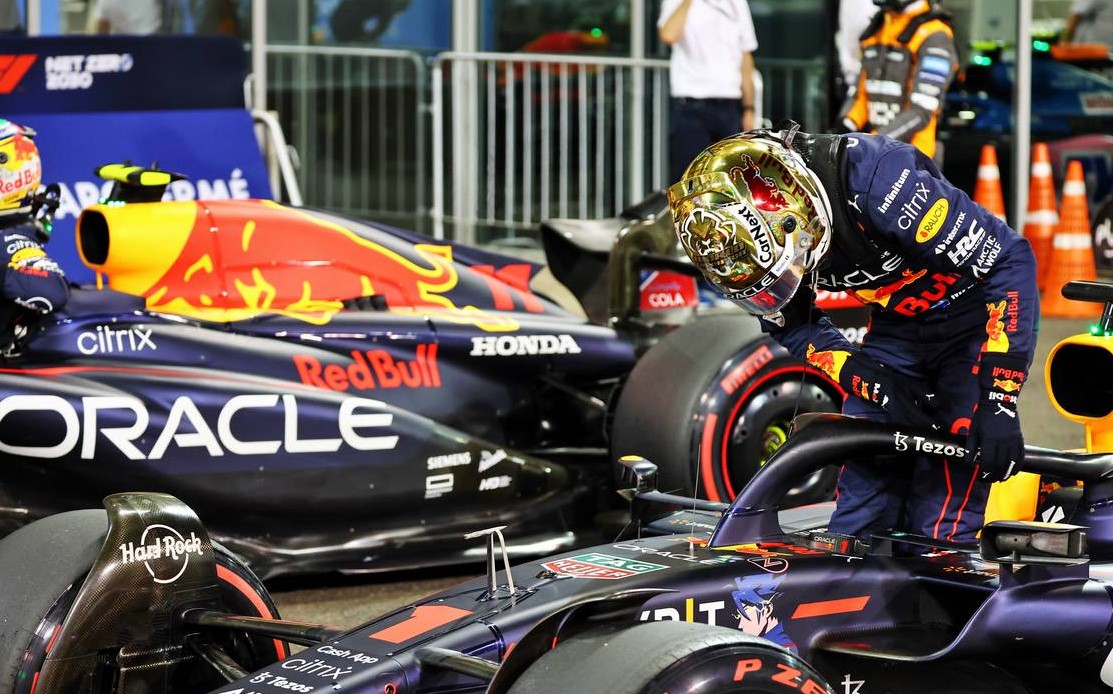 Verstappen explains 'messy' qualifying despite taking pole