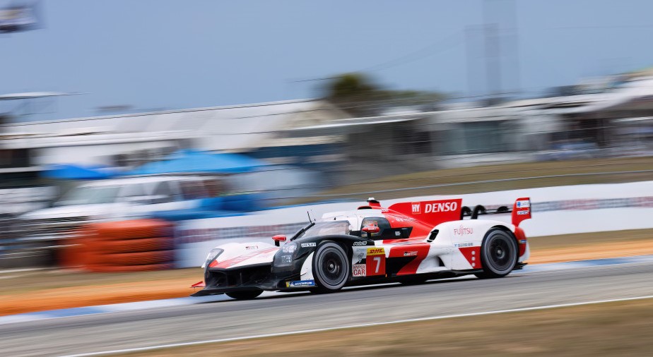 Kobayashi leads Toyota 1-2 in Sebring second practice